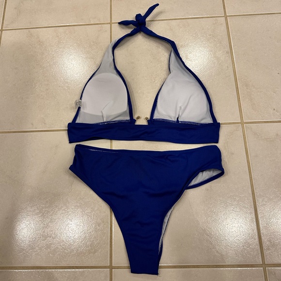 Bikini Set - Picture 4 of 4